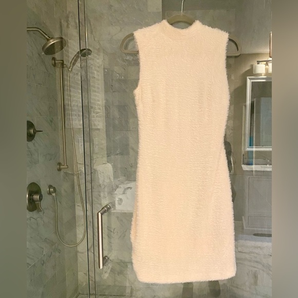 NWOT Express Cozy Knit Mock Neck
Sleeveless Open Back fuzzy above knee dress 👗 - Picture 12 of 16